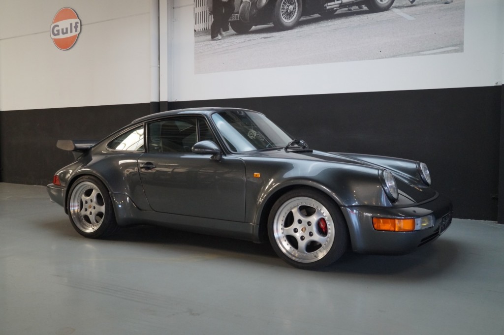 Buy this PORSCHE 911 1990  at Legendary Classics