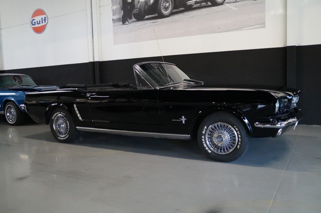 FORD MUSTANG 1965 kaufen bei Legendary Classics 