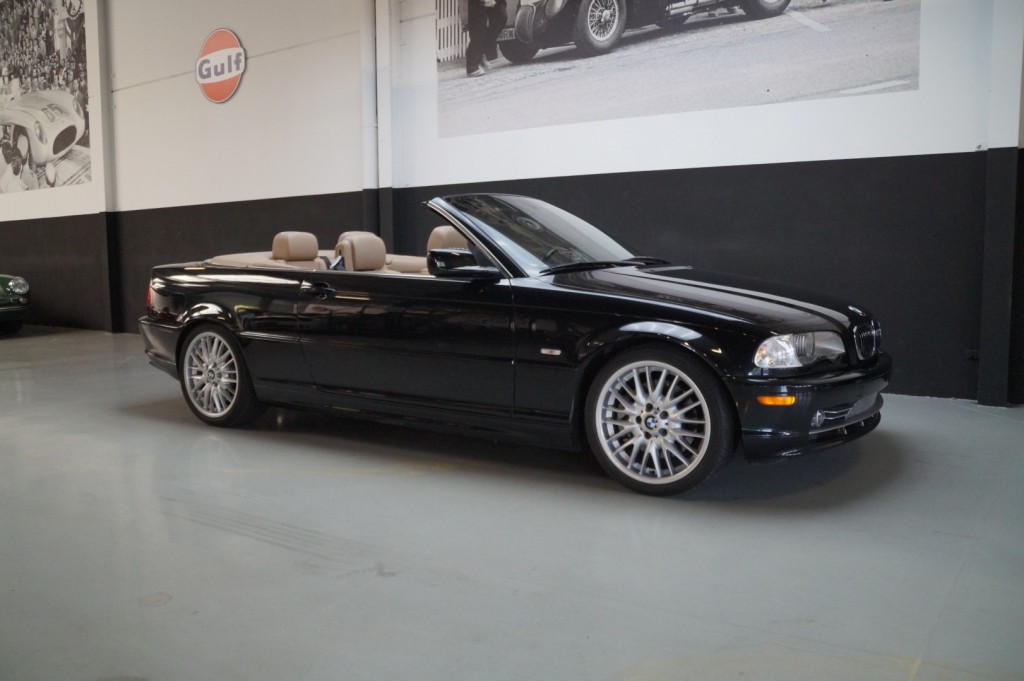 Buy this BMW 3-SERIE 2003  at Legendary Classics