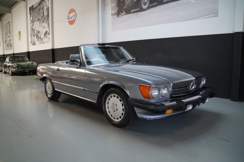 Buy this MERCEDES-BENZ 560 1989  at Legendary Classics